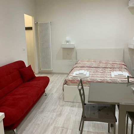 הוילה בולוניה Monolocale Centro Storico Via Piella מראה חיצוני תמונה