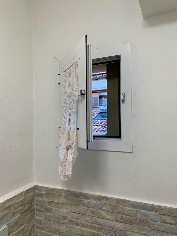 הוילה בולוניה Monolocale Centro Storico Via Piella מראה חיצוני תמונה